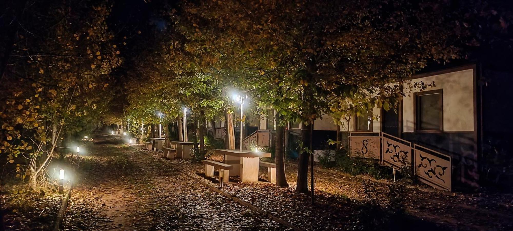 Casas Rurales Vado Del Rio Tus Cortijo Prados Exterior foto